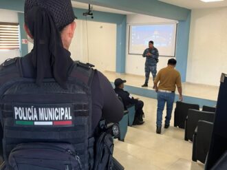 Capacitan a elementos de Seguridad Pública 