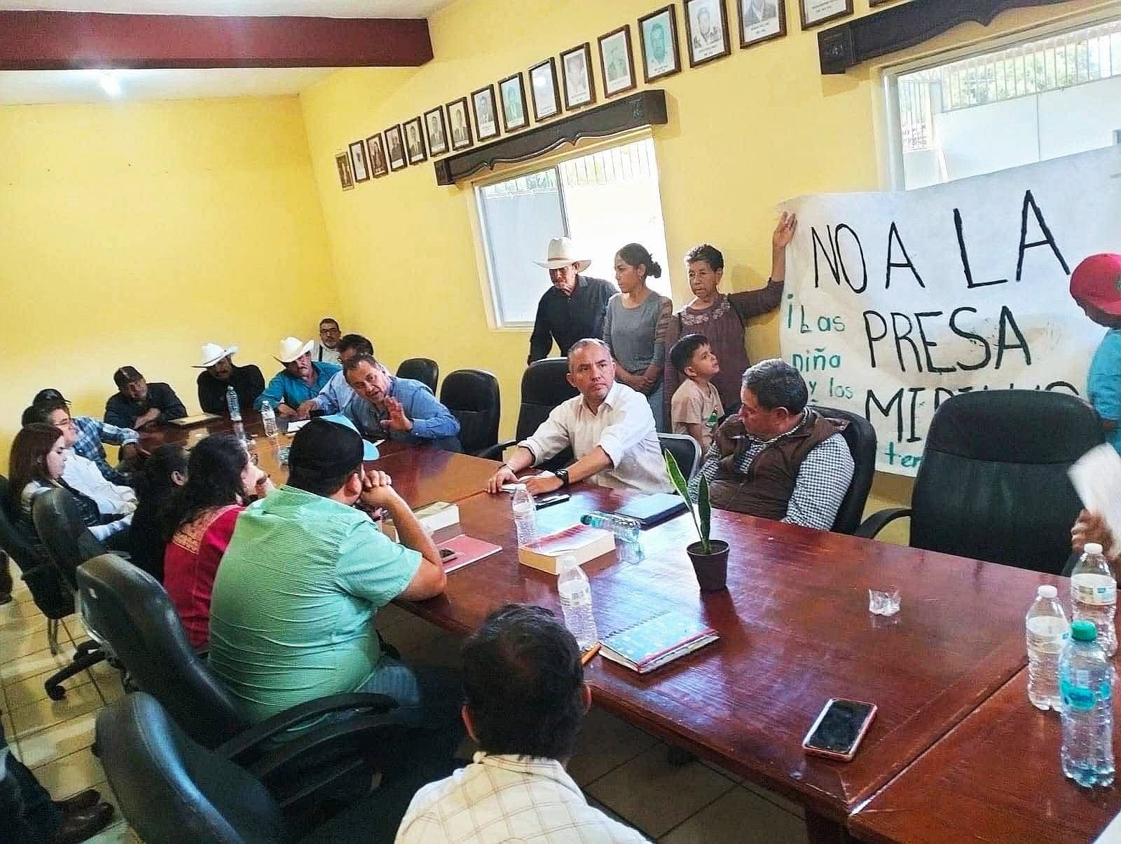 Denuncia Rema reuniones engañosas para imponer Milpillas 