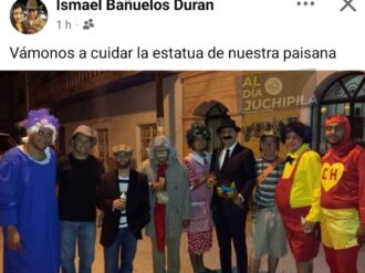 La estatua  de Florinda Meza sigue en pie
