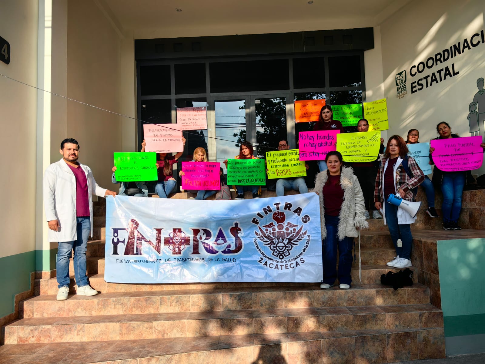 Exigen trabajadores del IMSS Bienestar cumplimiento de acuerdos