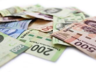 Exclusión financiera en México expone a millones a préstamos “gota a gota”