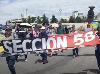 Se manifiesta la 58 del SNTE; exigen pago de retroactivo