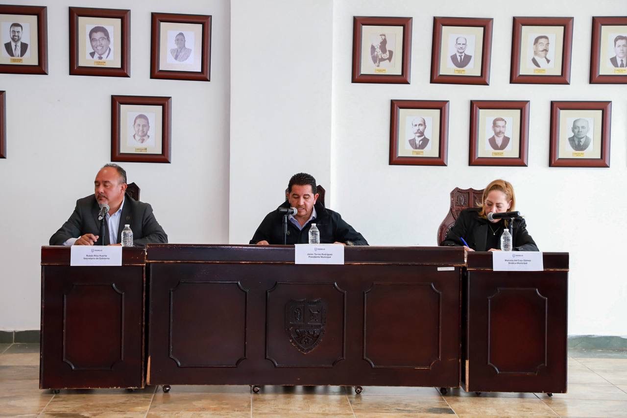 Aprueban recinto para el Primer Informe de Javier Torres