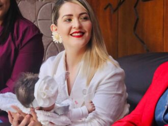 Organiza Karla Estrada conversatorio sobre lactancia materna