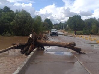 Inician limpieza en el puente Los Ramírez 