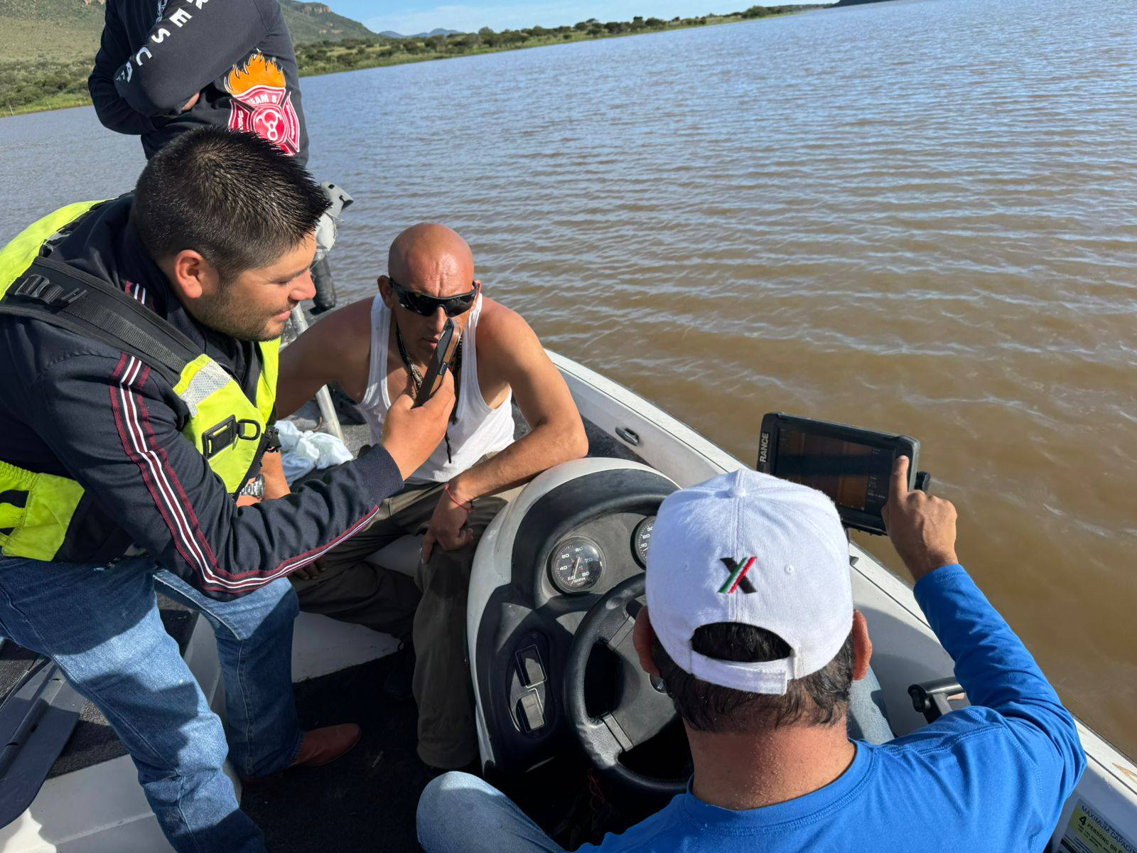 Buzos de Fresnillo localizan cadáver en Suchil, Durango