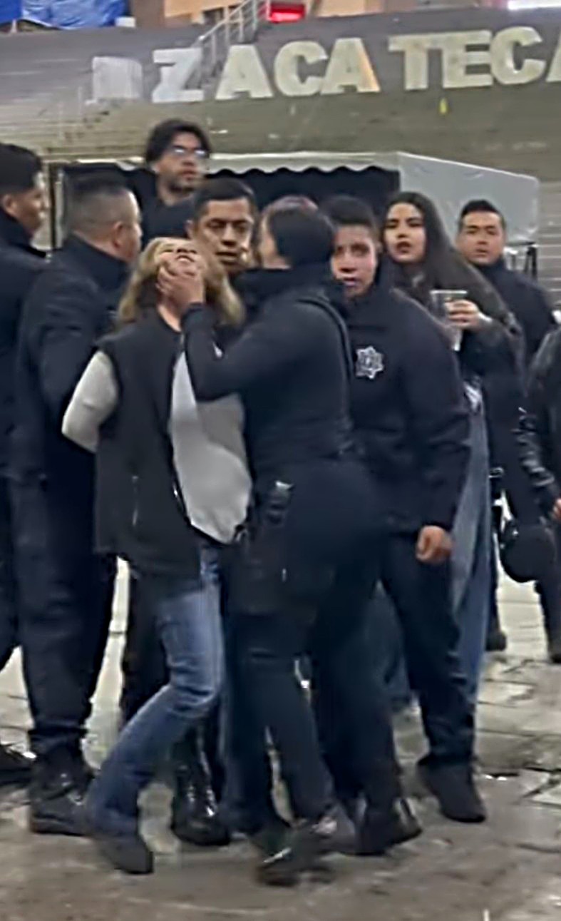 Cierra la Fenaza con agresión a personal de bares por parte de la Metropol