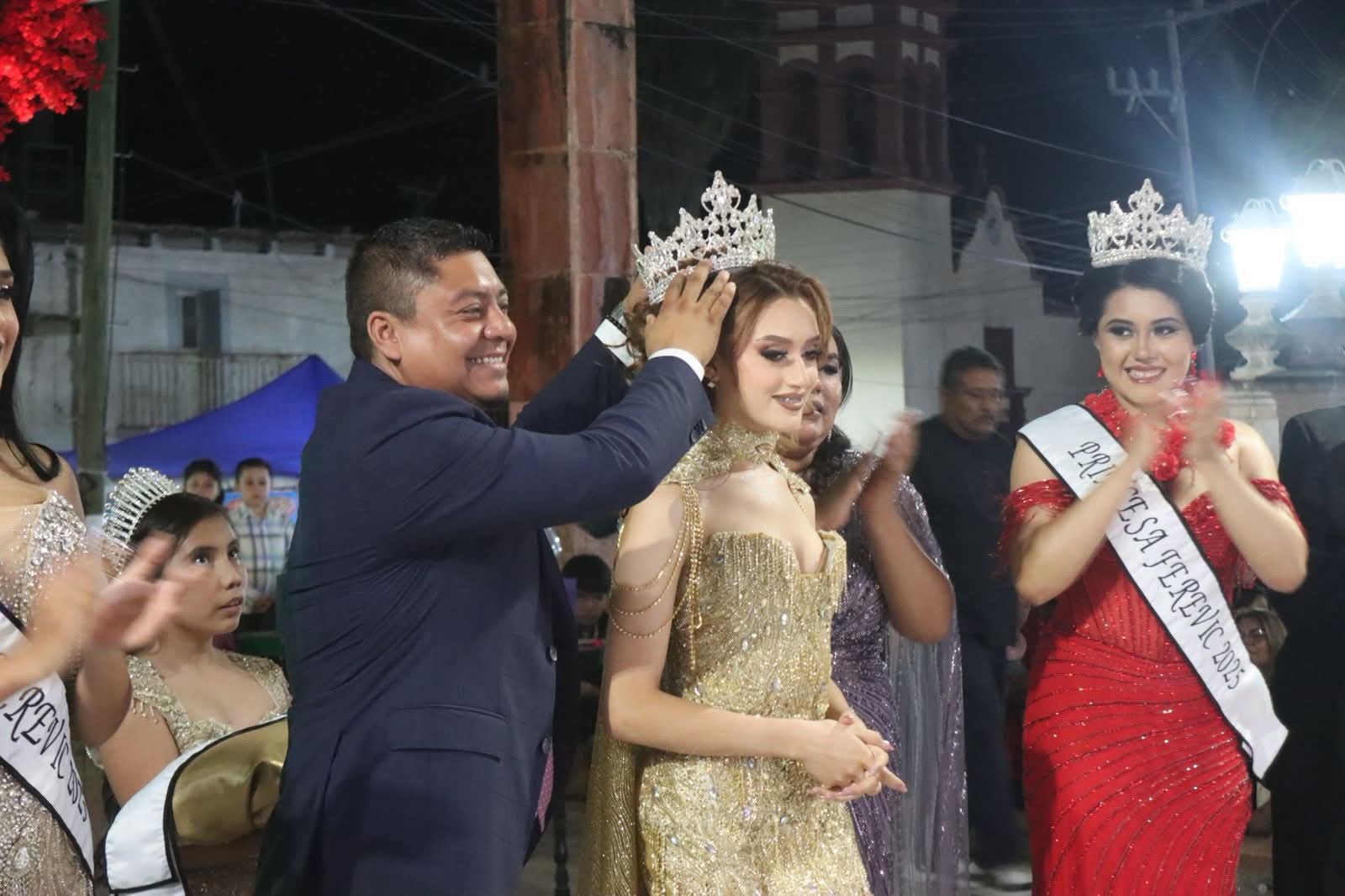 Con la coronación de Tiffany inicia la Ferevic 2025