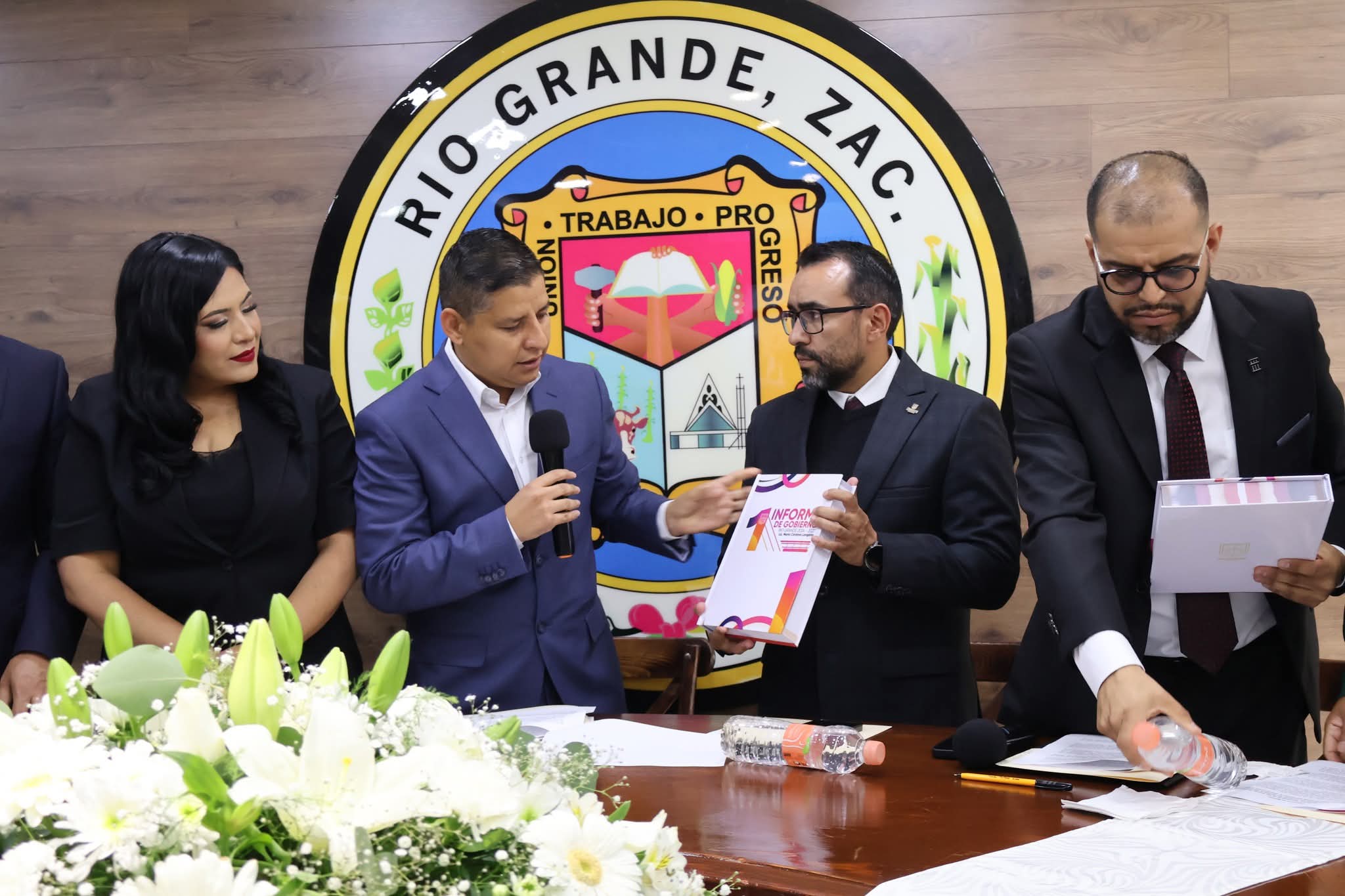 Rinde Mario Córdova su Primer Informe de Gobierno 