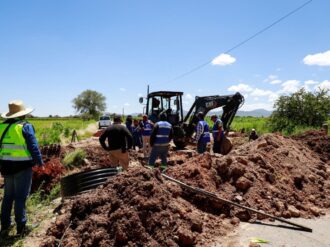 Reparan puente colapsado en El Salto