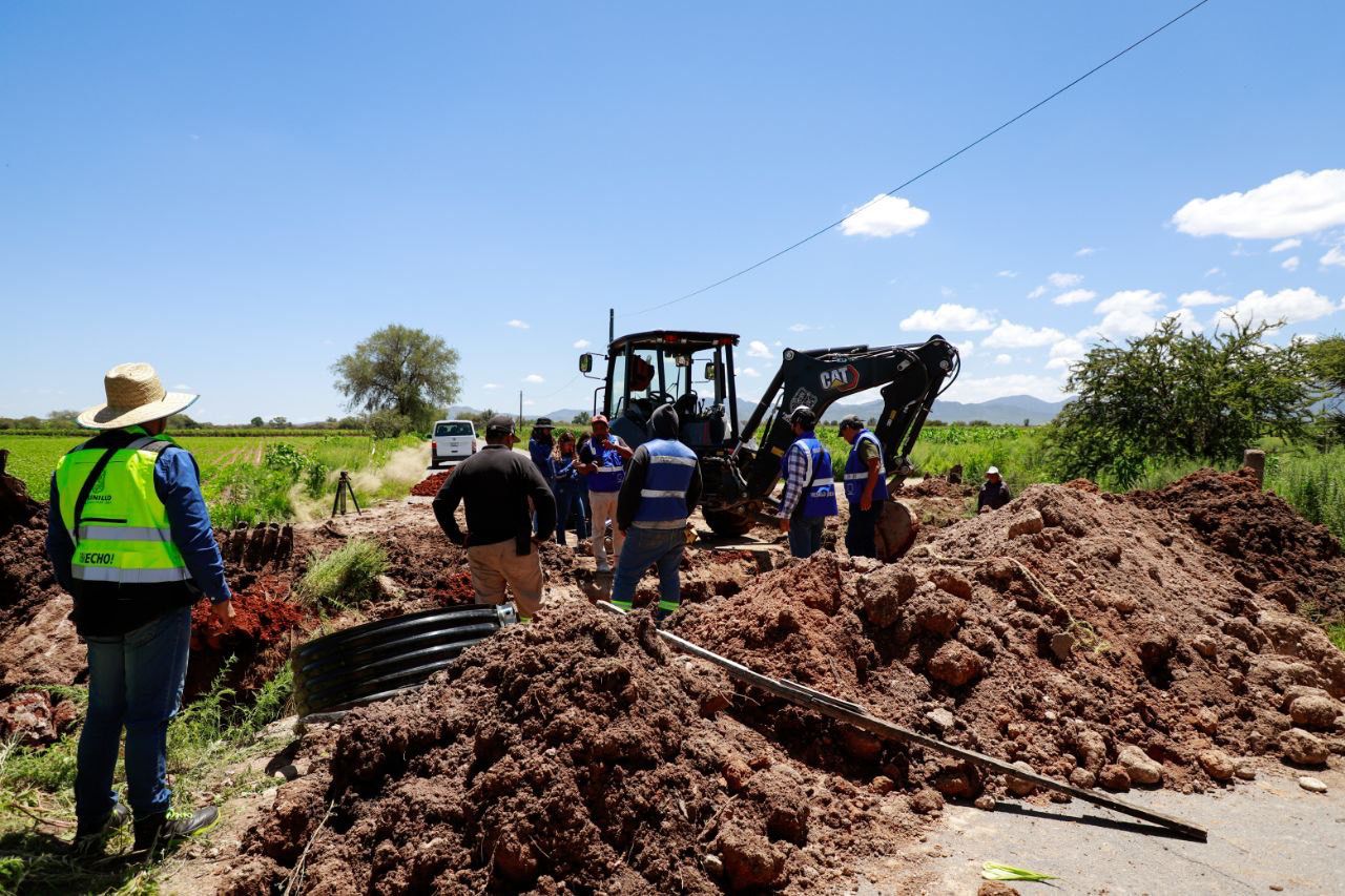 Reparan puente colapsado en El Salto
