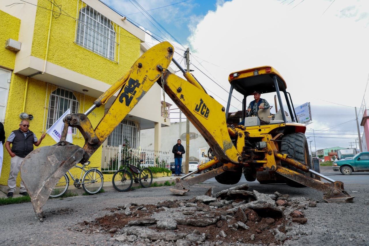 Inician obra que habían pedido por más de 20 años 