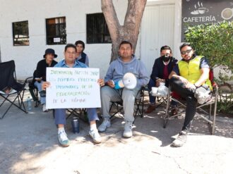 Demandan atención urgente los docentes de la Benmac 