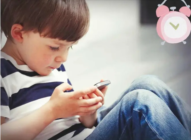 Exposición temprana a redes sociales pone en riesgo el desarrollo infantil