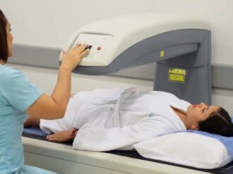 Sin saberlo, 500 millones de personas podrían tener osteoporosis 
