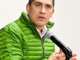 Me preparo para ser gobernador: Carlos Peña