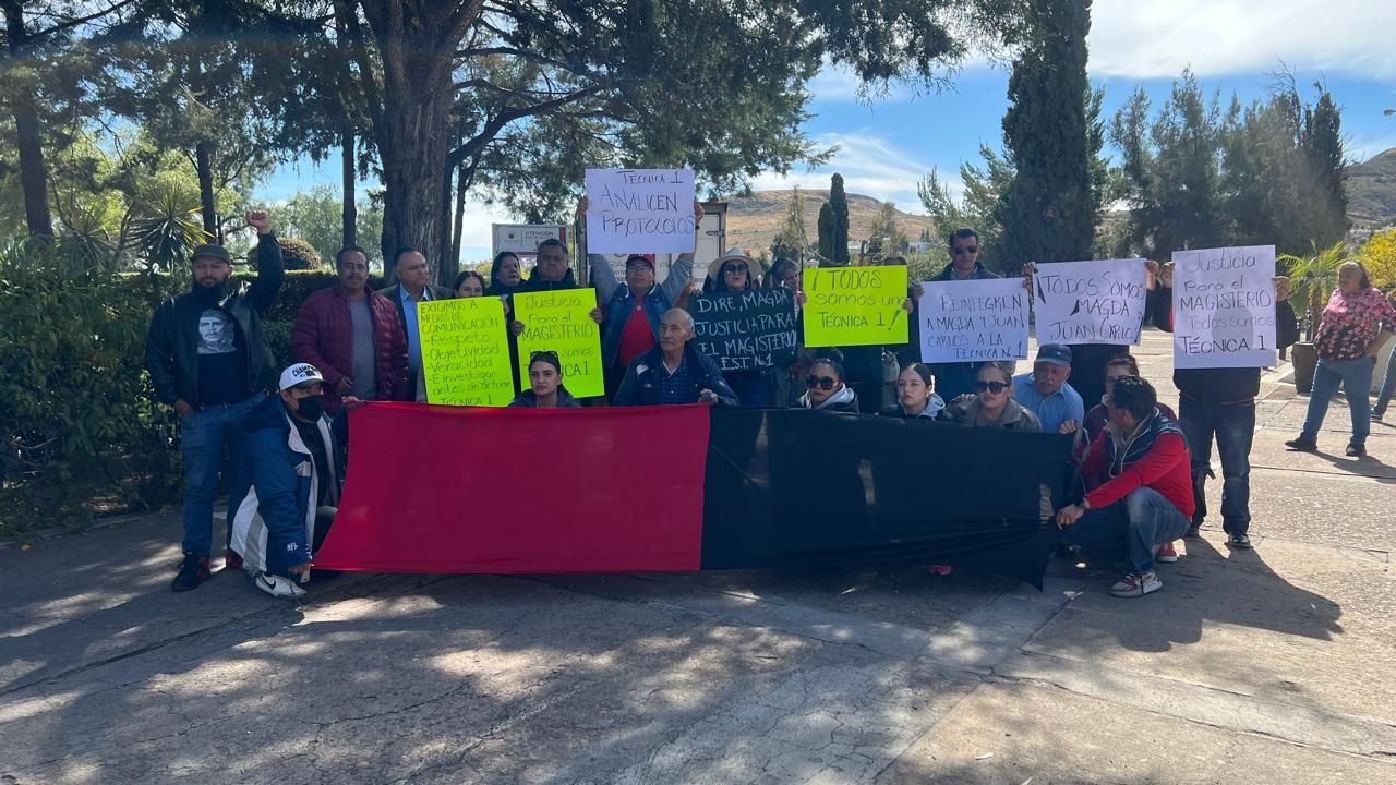 Exige MFZ atención urgente al caso de violencia digital en la EST 1