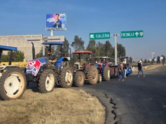 Se manifiestan campesinos contra reforma a la ley de aguas nacionales 