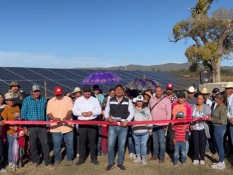 Equipan con paneles solares el pozo de agua potable de Sarteneja 