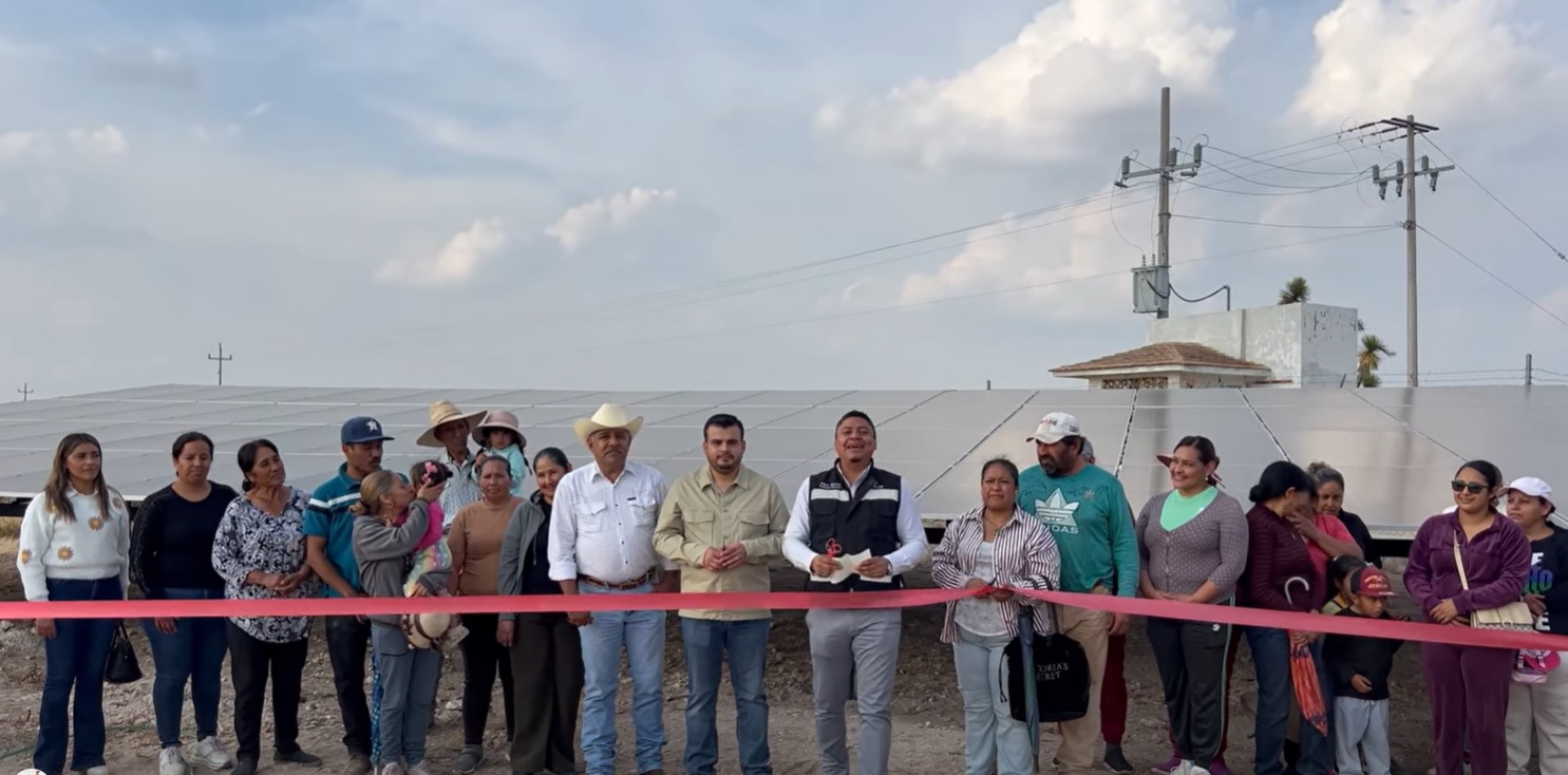 Entrega Pier Michel Ríos obra en El Pardillo
