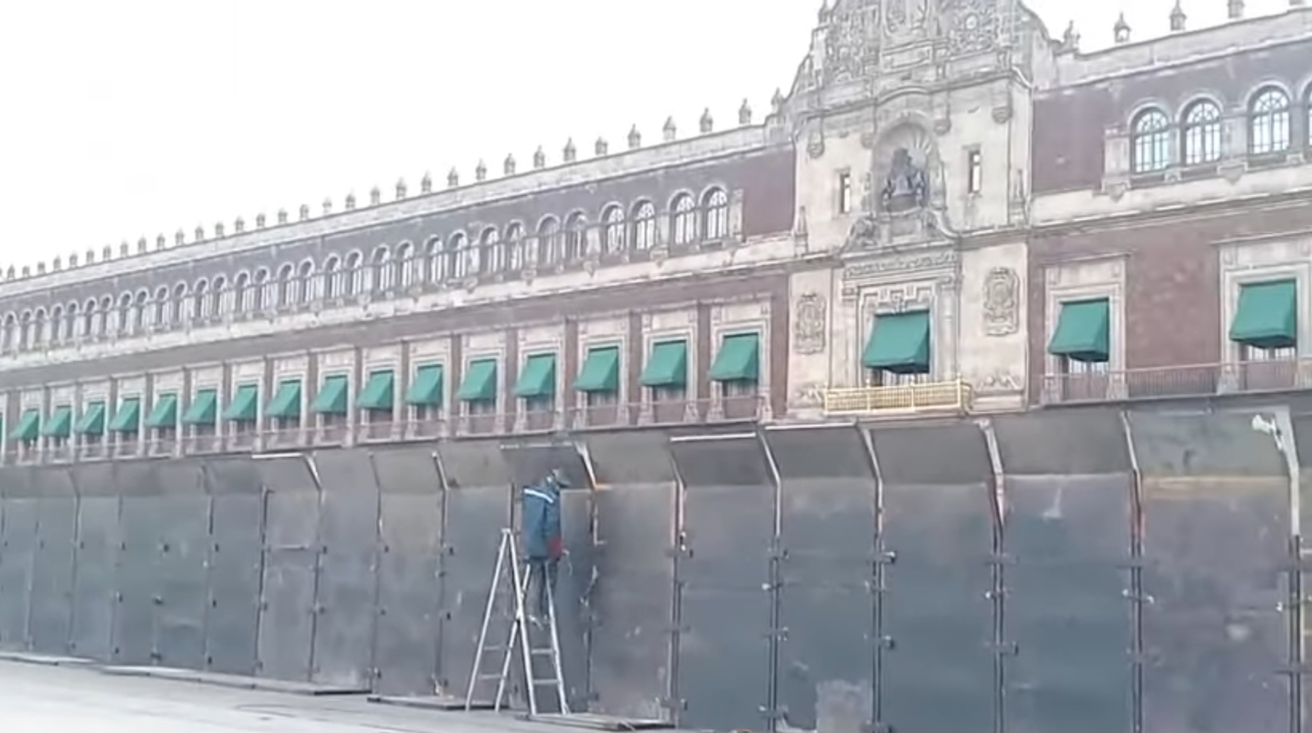 Blindan Palacio Nacional