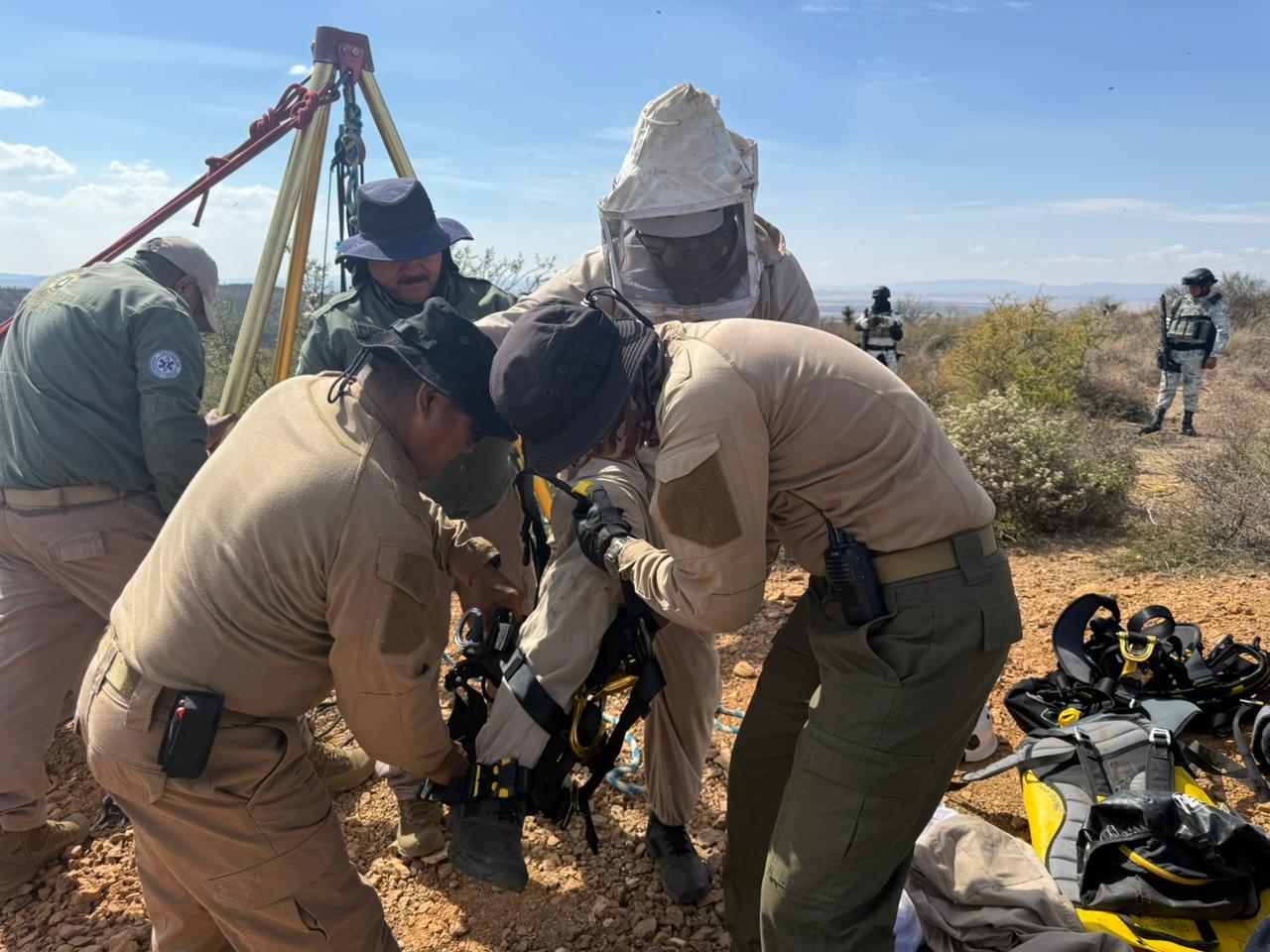 Localizan restos óseos en Casa Blanca, Guadalupe