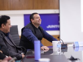 Reafirma Miguel Varela su compromiso con la transparencia 