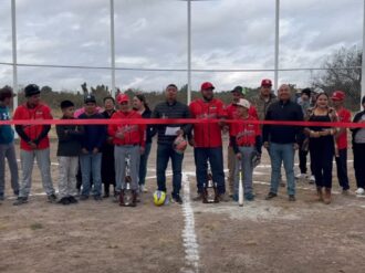 Inauguran backstop en Nueva Pastoría 