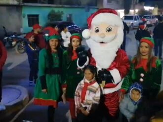 Llevan alegría y esperanza a Chupaderos