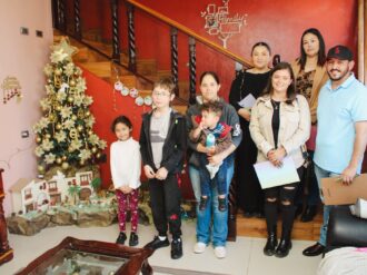 Premian a ganadores del Concurso de Nacimientos Navideños
