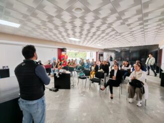Capacitan a los delegados de las comunidades