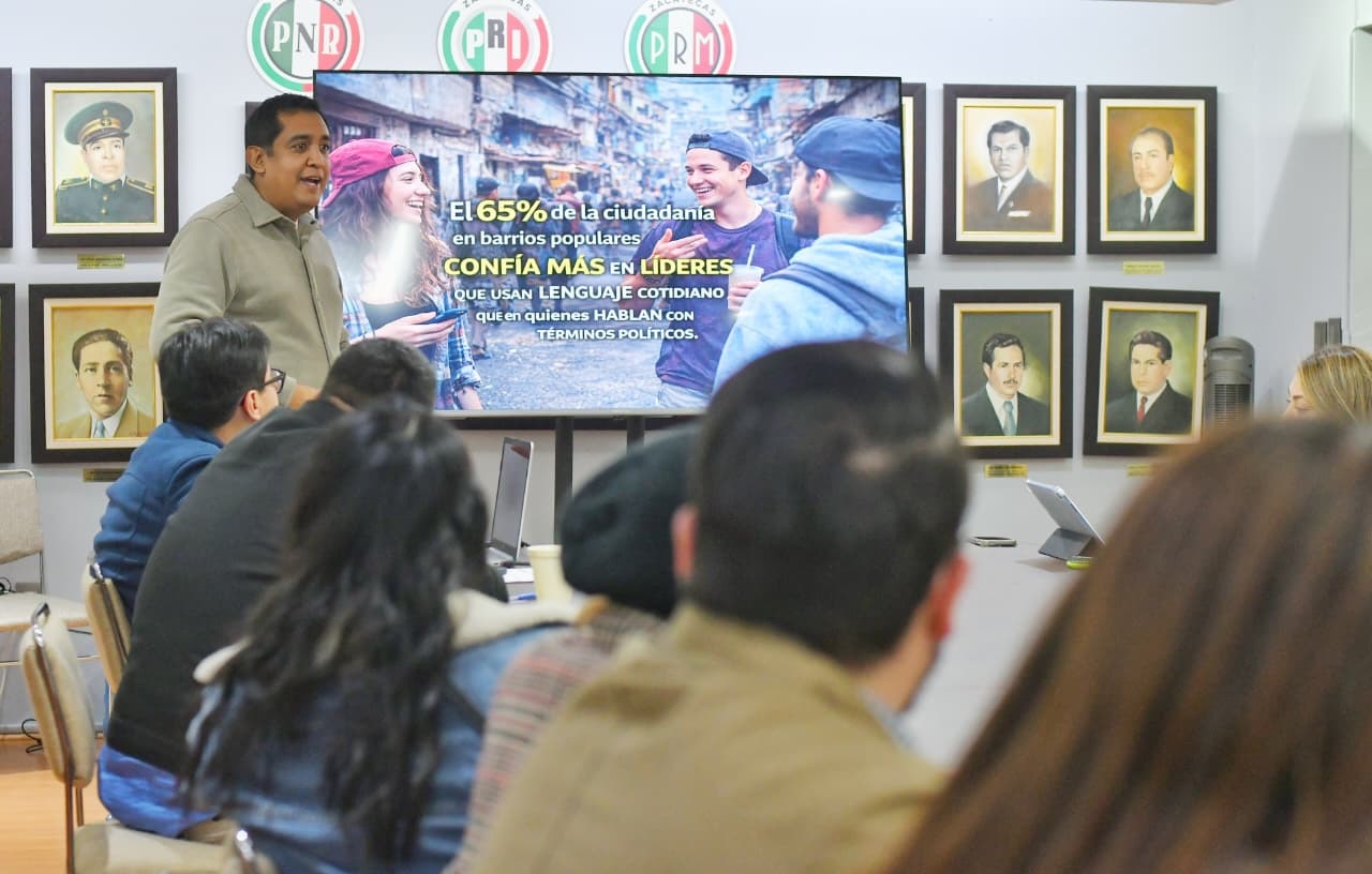 Inaugura el PRI Escuela de Formación Política 