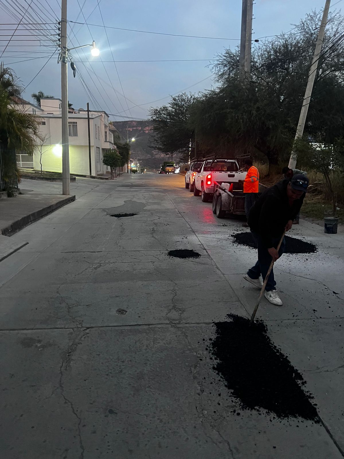 Jalpa reactiva brigadas de bacheo en la cabecera municipal