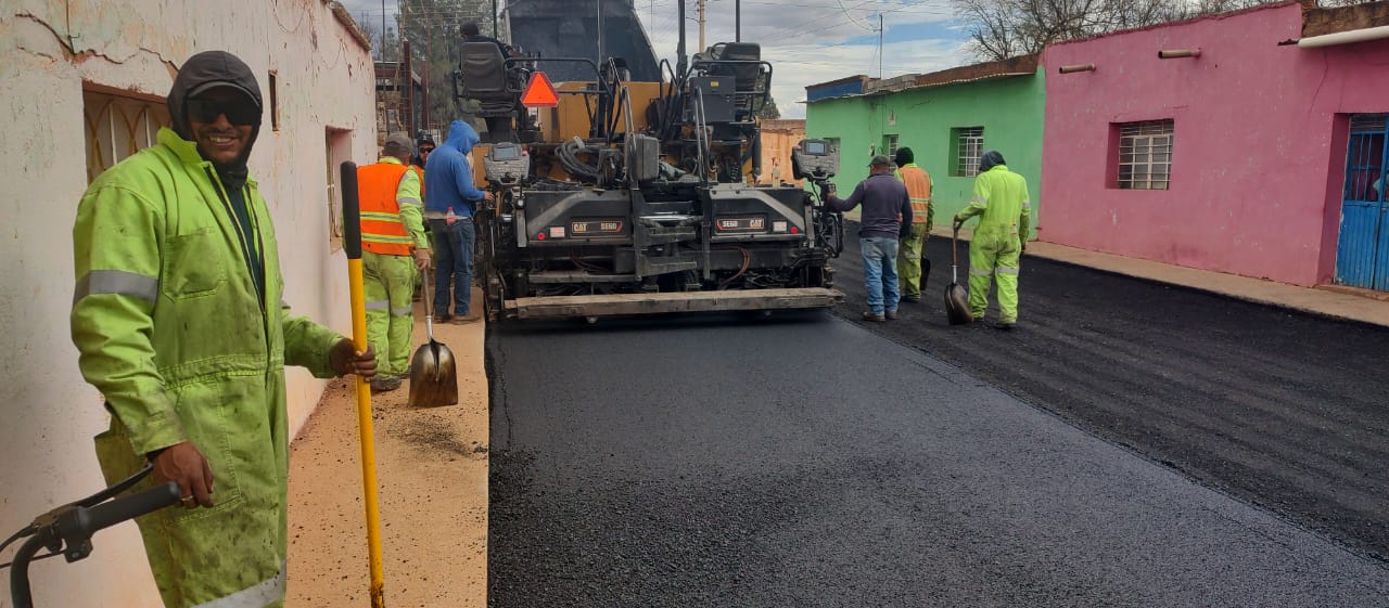 Avanza pavimentación en Llano Blanco Norte, Pánuco