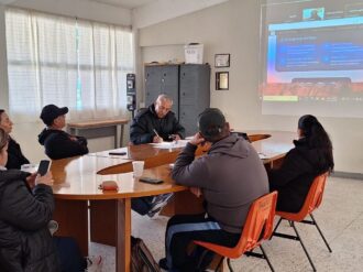 Analizan uso de la IA en la enseñanza
