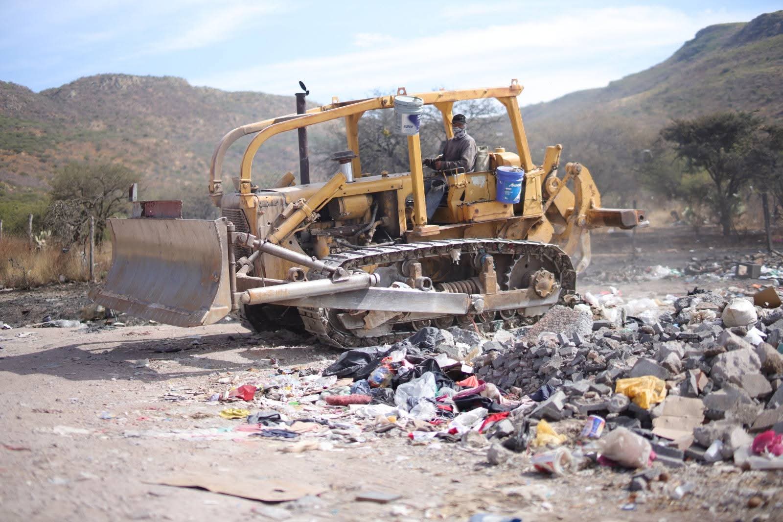 En 15 días desaparecerá humo por incendio en el basurero 