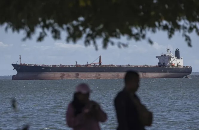 Entregará Venezuela entre 30 y 50 millones de barriles de petróleo a EU: Trump