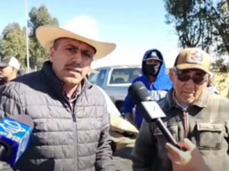 Agricultores bloquean puntos estratégicos en Calera y Fresnillo
