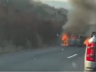 Bloquean carreteras de Jalisco, Michoacán y Guanajuato