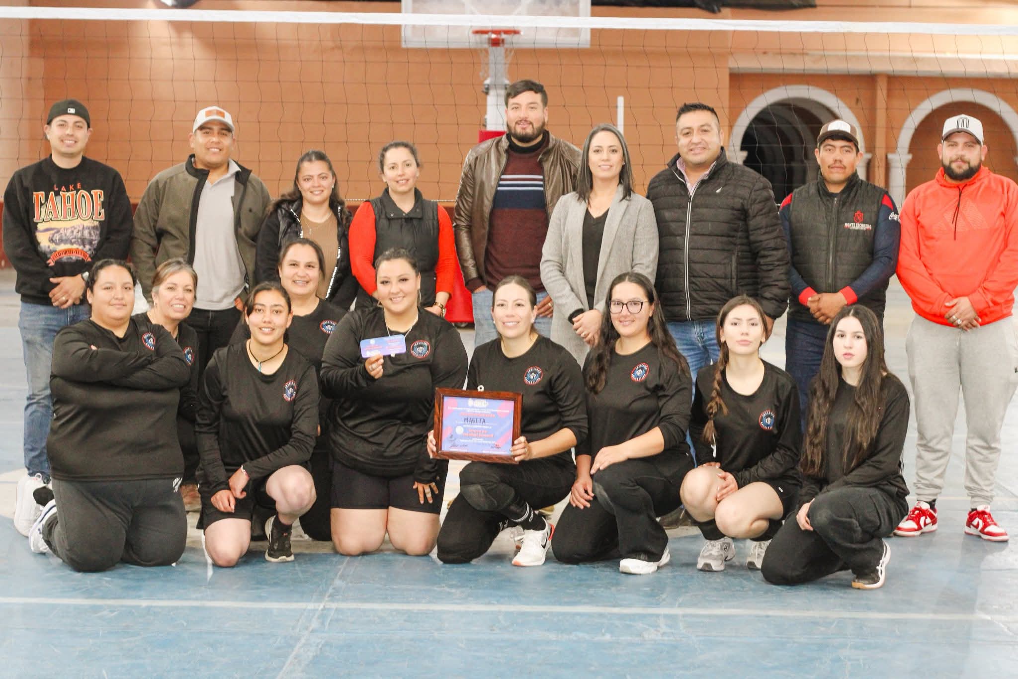 ​»La Masita»  ganadoras del Torneo Municipal de Voleibol Femenil
