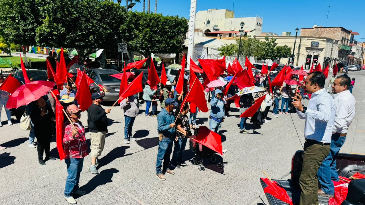 Piden obras y regularización de colonias al presidente de Jalpa