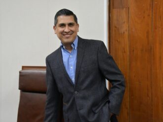 Califica el PRI como «simulación» reducción de la jornada laboral 