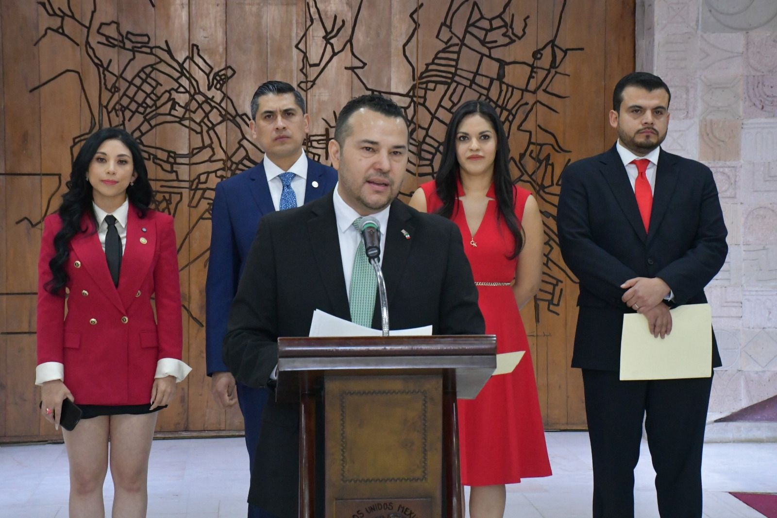 Seguridad, mujeres y apoyo a migrantes: la apuesta del PRI 