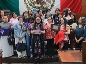 Reconoce Legislatura a Cristela Trejo con la presea “María Rodríguez Murillo” 