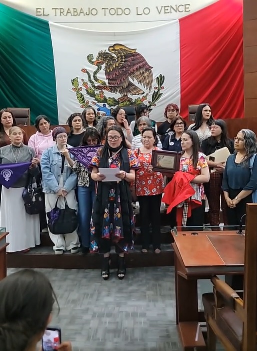 Reconoce Legislatura a Cristela Trejo con la presea “María Rodríguez Murillo” 