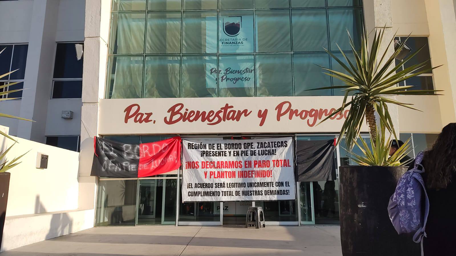 Toman Sefin; les prometen obras para mayo