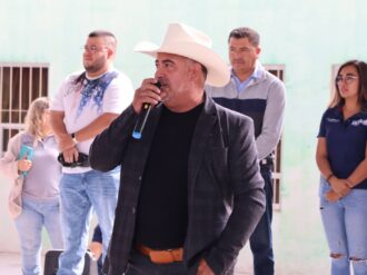 Climatizan la Primaria Francisco Murguía en Jalpa 