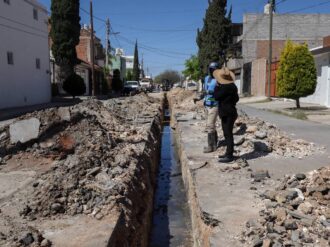 Atienden más de 28 mil m² de bacheo y modernizan red de drenaje en Fresnillo