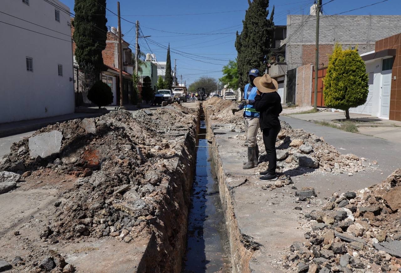 Atienden más de 28 mil m² de bacheo y modernizan red de drenaje en Fresnillo