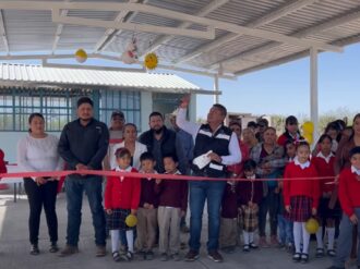 Inaugura Pier Michel Ríos domo escolar en Colonia Grever